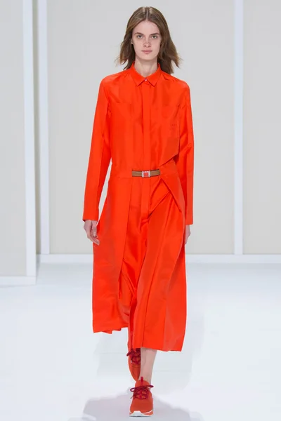 Look 44